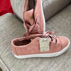Mudd Pink Sneakers with Suede Finish and White Sole